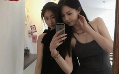 日日碰狠狠躁久久躁AV